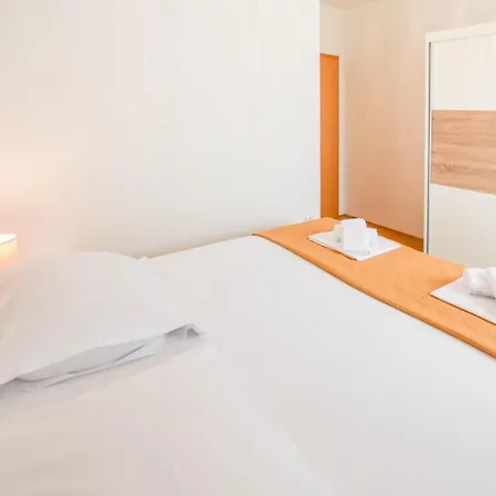 Apartment Jadranka Biograd Na Moru