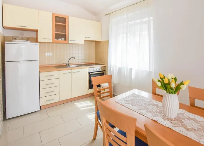 Lägenhet Jadranka Biograd Na Moru